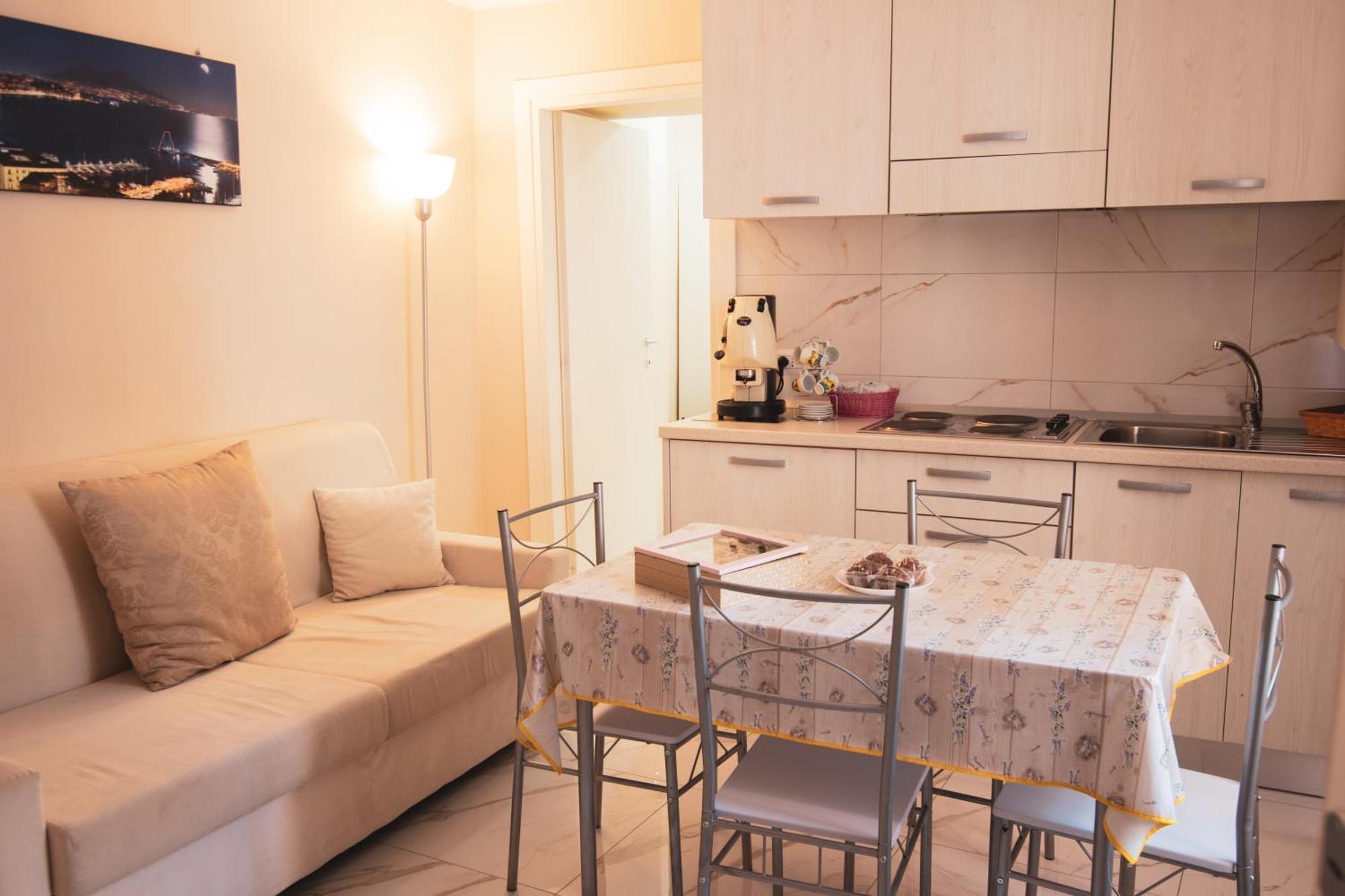 Historical Center Porto Suite Naples Exterior photo